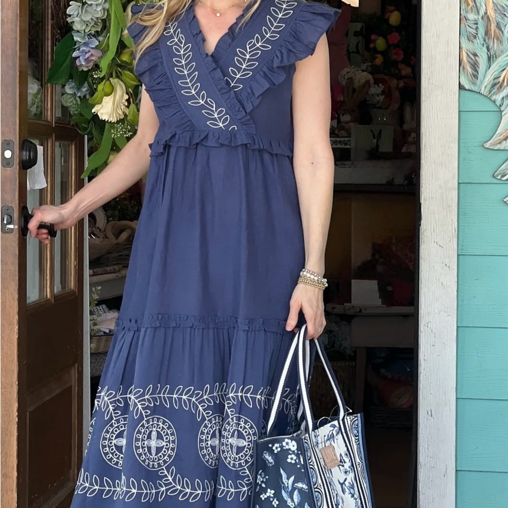 Mud Pie NWT Blue Radford Embroidered Midi Dress-M - Picture 2 of 12
